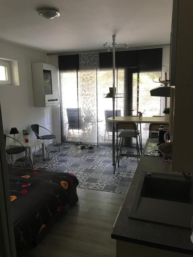 Apartamento Ivi Svätý Jur Exterior foto